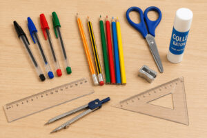 apprentissage utilisation des outils scolaires ergothérapeute enfants